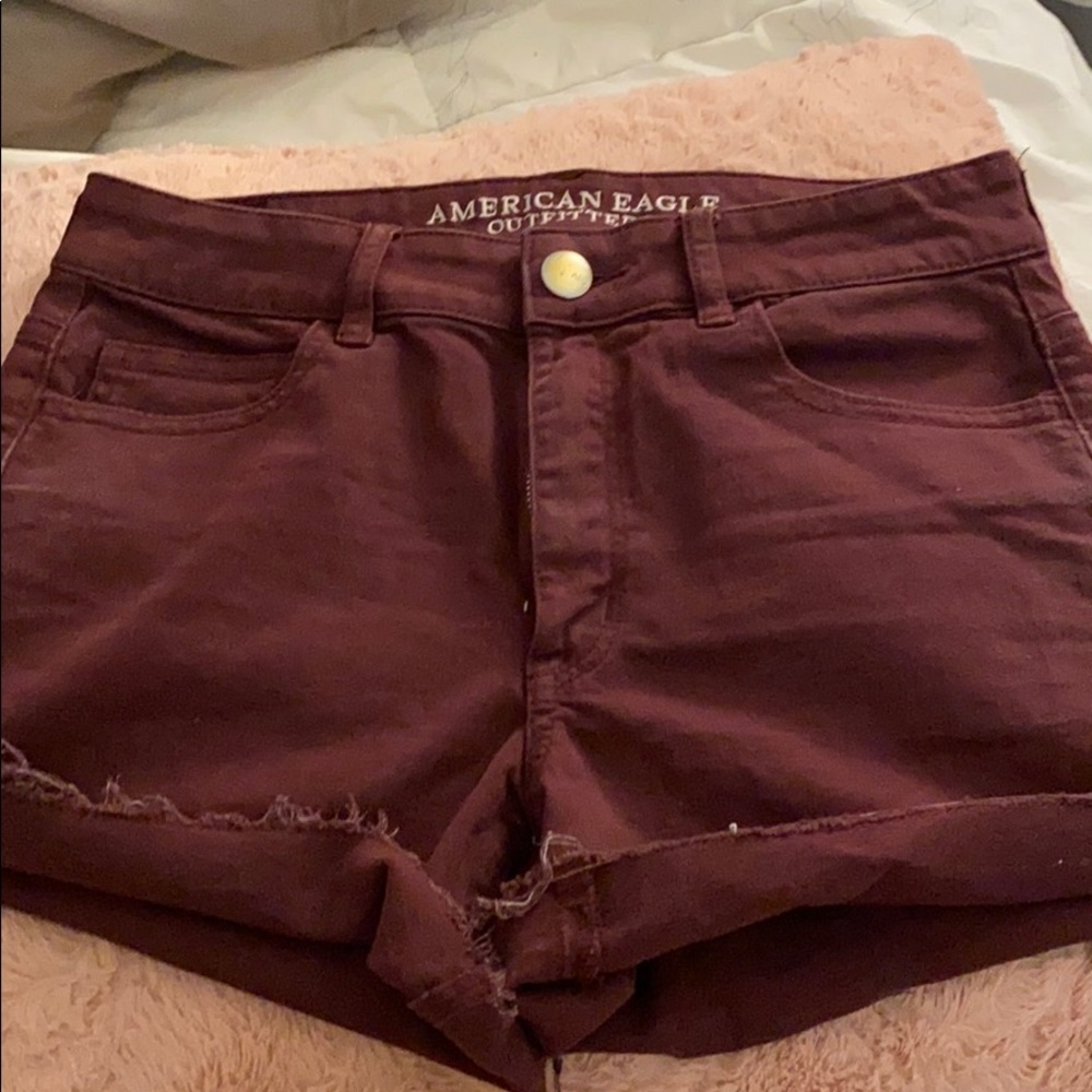 American Eagle burgundy Shortie